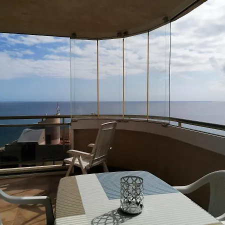 Edificio Bahia Del Sol كاليبي